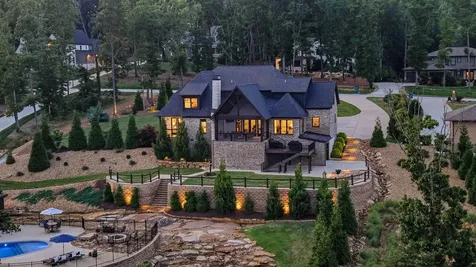 8008 Mountain Laurel Trail Signal Mountain TN 37377
