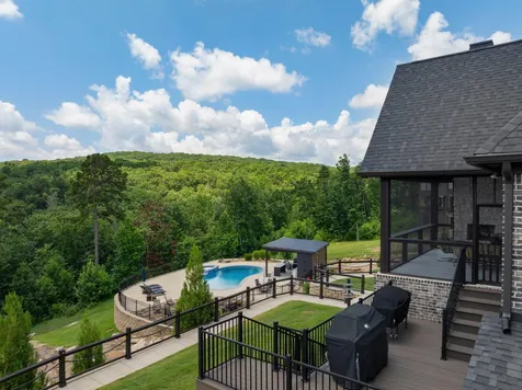 8008 Mountain Laurel Trail Signal Mountain TN 37377