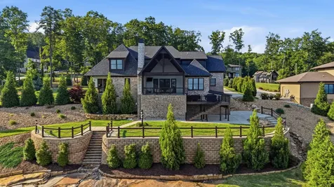 8008 Mountain Laurel Trail Signal Mountain TN 37377