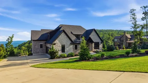 8008 Mountain Laurel Trail Signal Mountain TN 37377