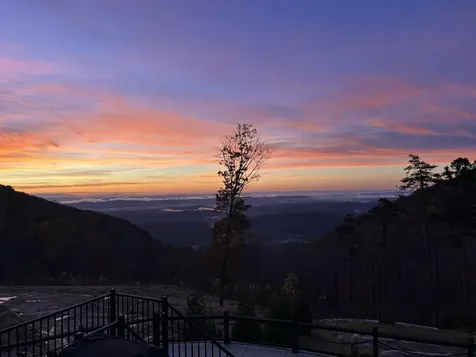 8008 Mountain Laurel Trail Signal Mountain TN 37377