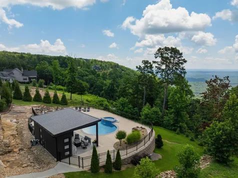8008 Mountain Laurel Trail Signal Mountain TN 37377