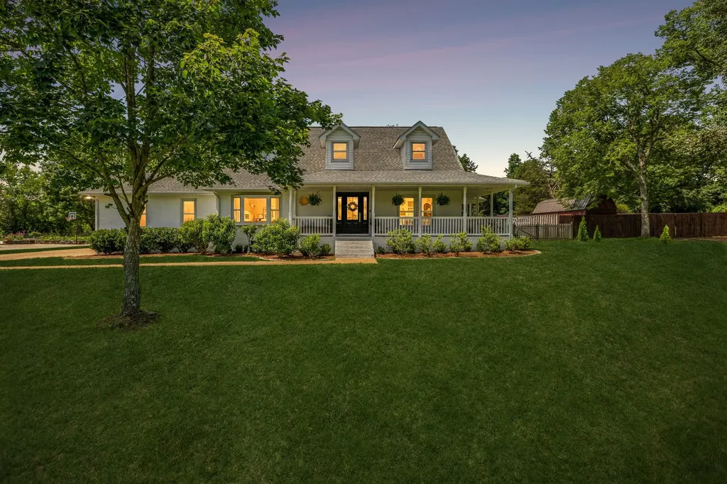 112 Southwinds Drive Hermitage TN 37076