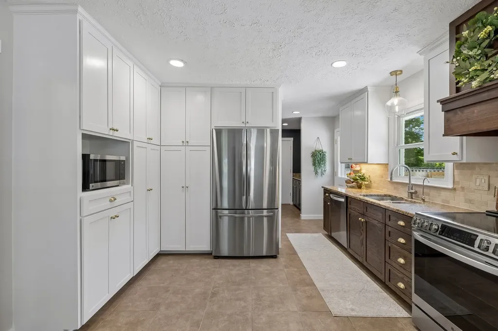 112 Southwinds Drive Hermitage TN 37076