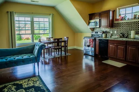 2042 Grandstand Drive Lascassas TN 37085