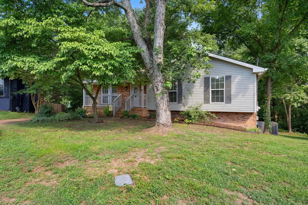 821 Luxemburg Drive Hermitage TN 37076