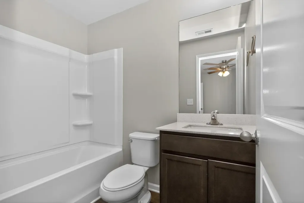 1017 Glen Marcus Drive La Vergne TN 37086