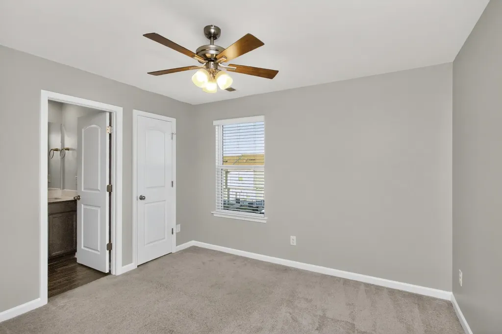 1017 Glen Marcus Drive La Vergne TN 37086