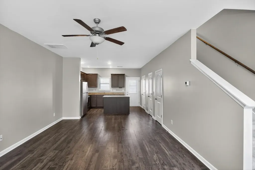 1017 Glen Marcus Drive La Vergne TN 37086