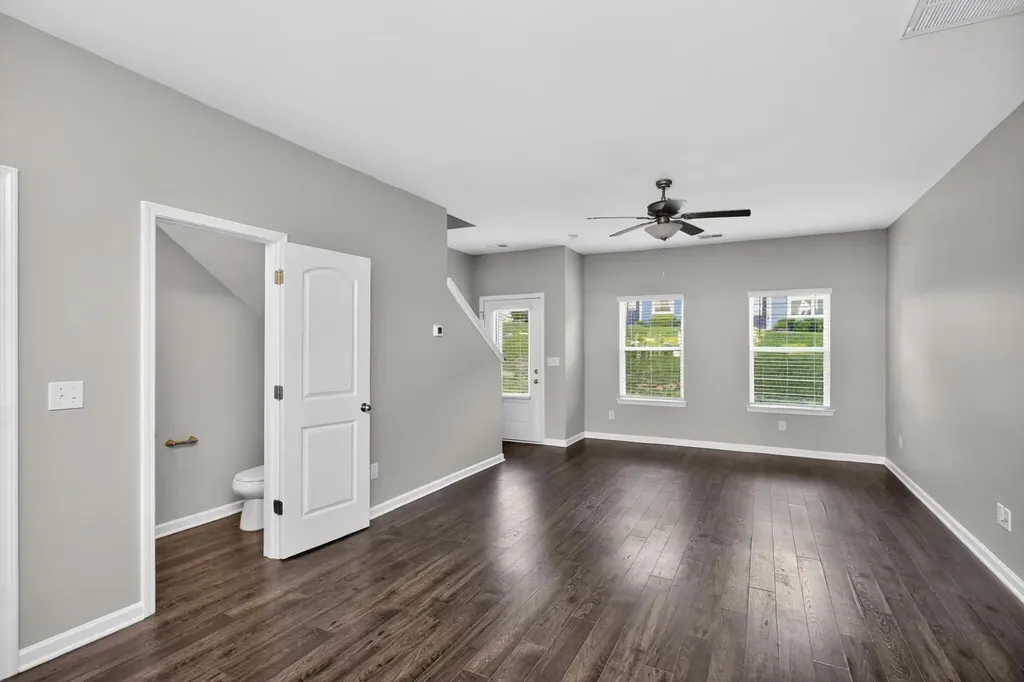 1017 Glen Marcus Drive La Vergne TN 37086