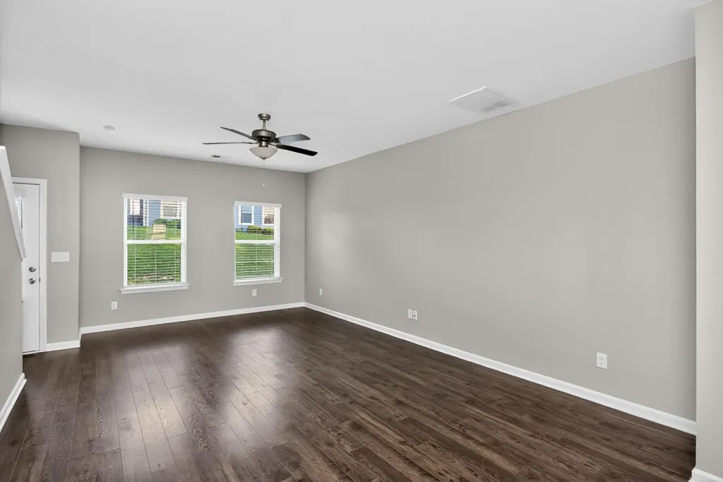 1017 Glen Marcus Drive La Vergne TN 37086