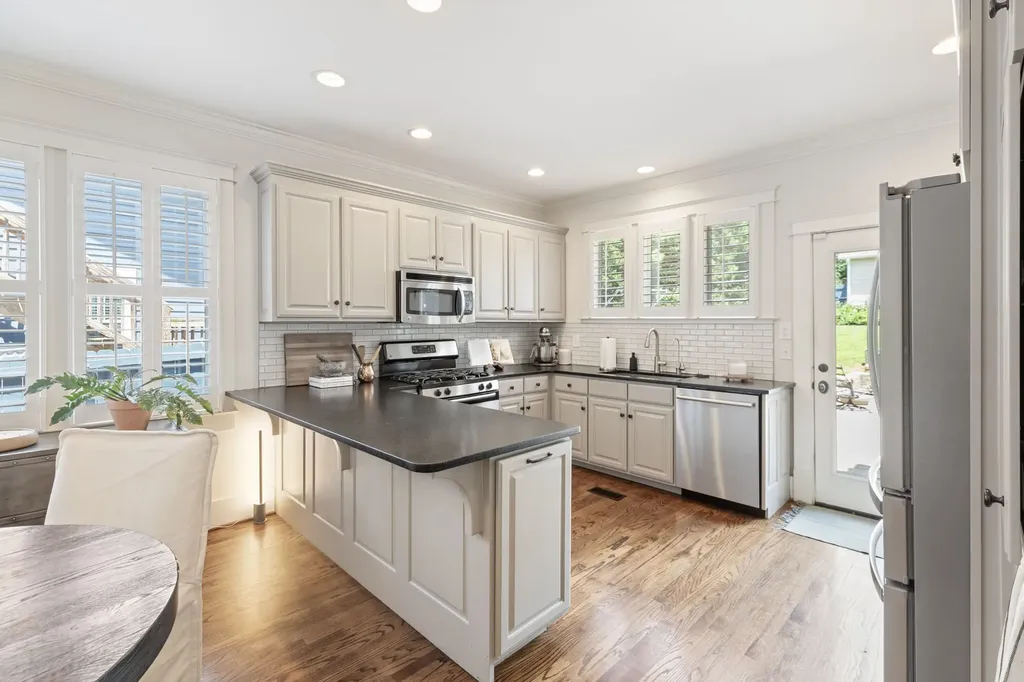 4206 Nevada Avenue Nashville TN 37209