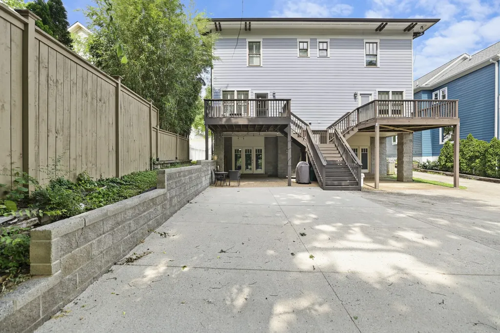 2500B 9th Ave, S Nashville TN 37204
