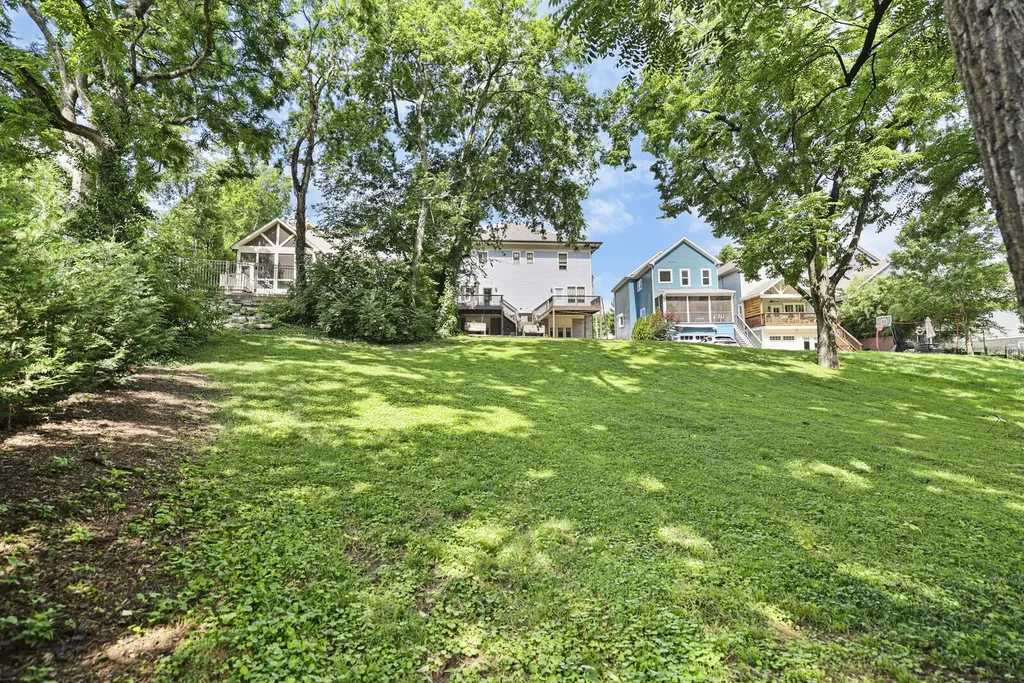 2500B 9th Ave, S Nashville TN 37204