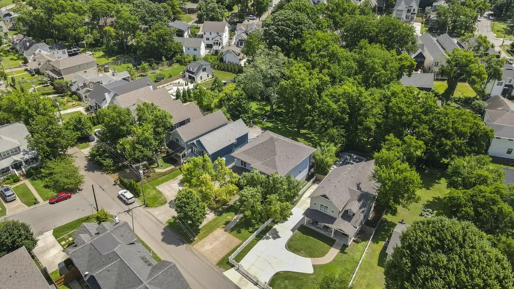 2500B 9th Ave, S Nashville TN 37204