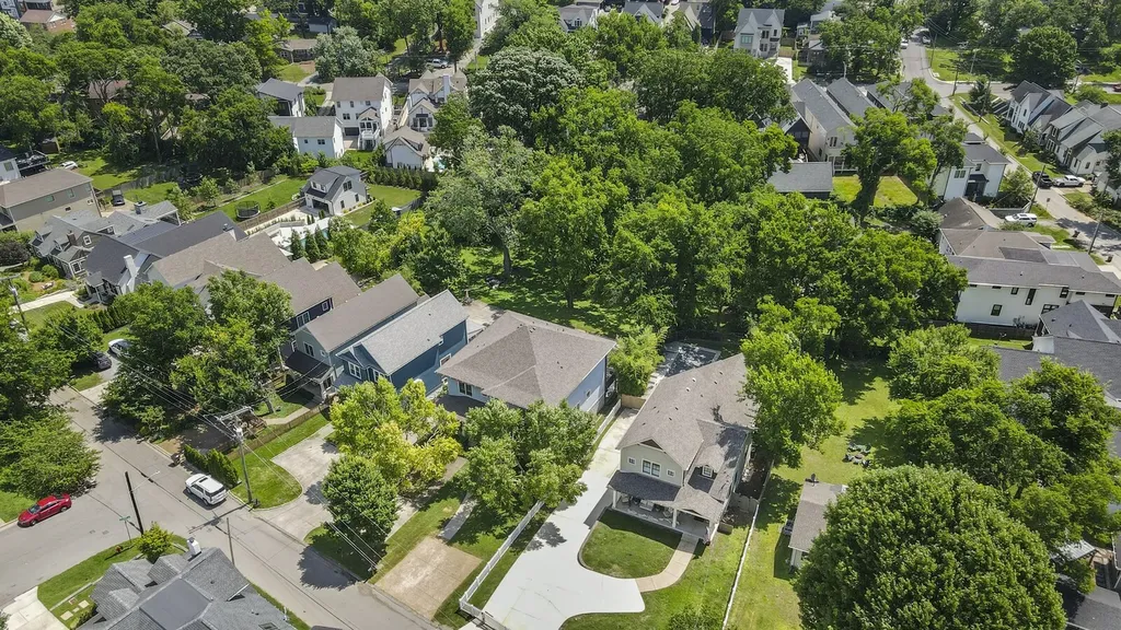 2500B 9th Ave, S Nashville TN 37204