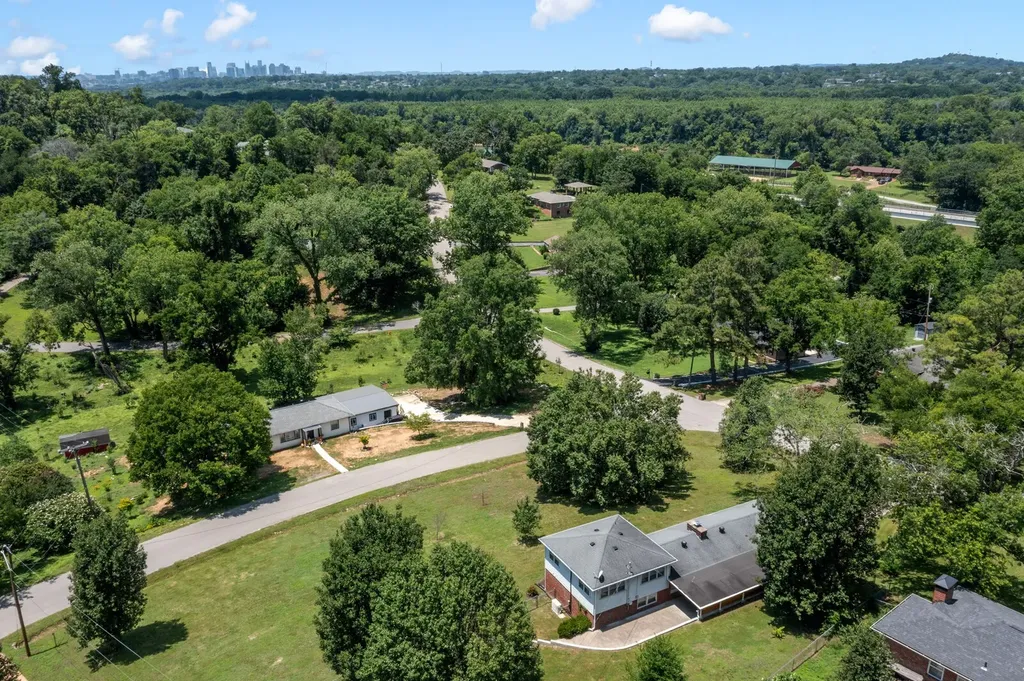 201 Bermuda Drive Nashville TN 37214
