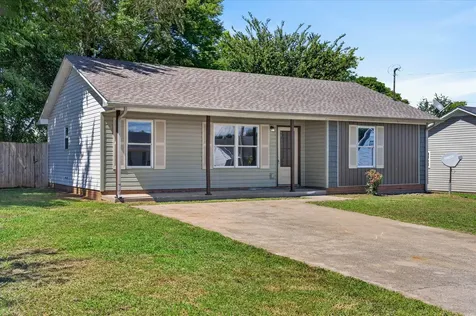 1647 Hannibal Drive Oak Grove KY 42262