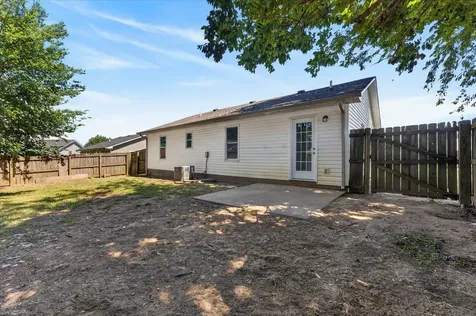 1647 Hannibal Drive Oak Grove KY 42262