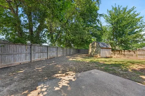 1647 Hannibal Drive Oak Grove KY 42262