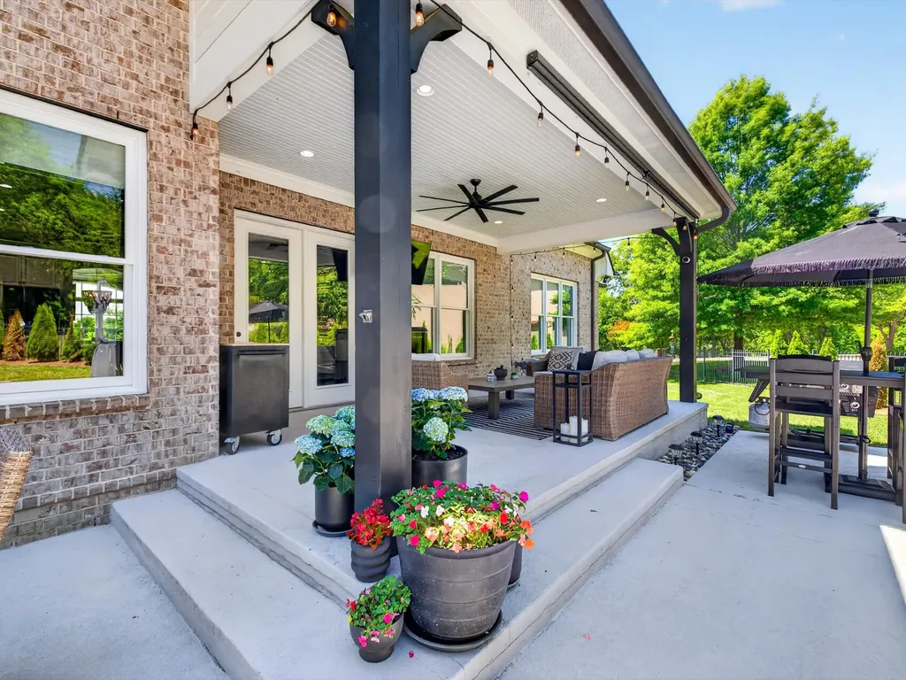 2505 Grey Cliff Court Franklin TN 37064