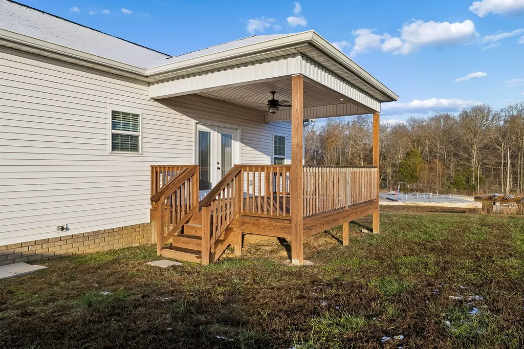 207 Bedford Court Hopkinsville KY 42240