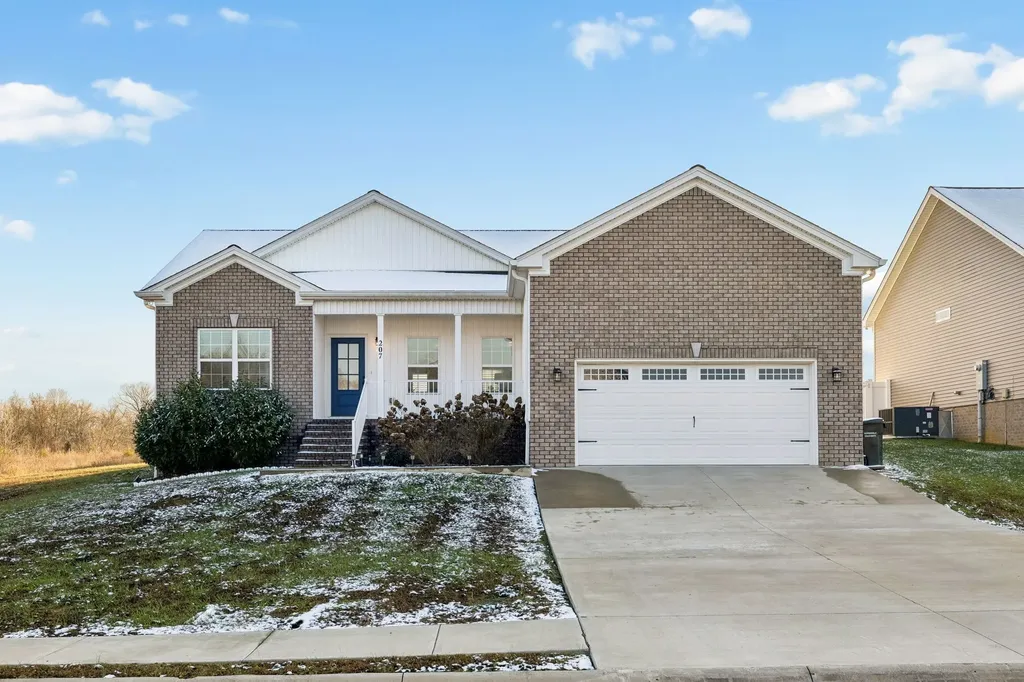 207 Bedford Court Hopkinsville KY 42240