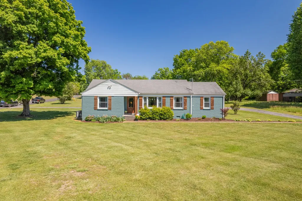 106 Carol Drive Columbia TN 38401