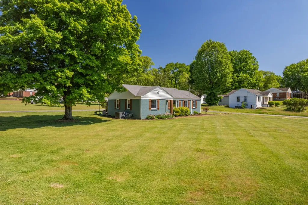 106 Carol Drive Columbia TN 38401