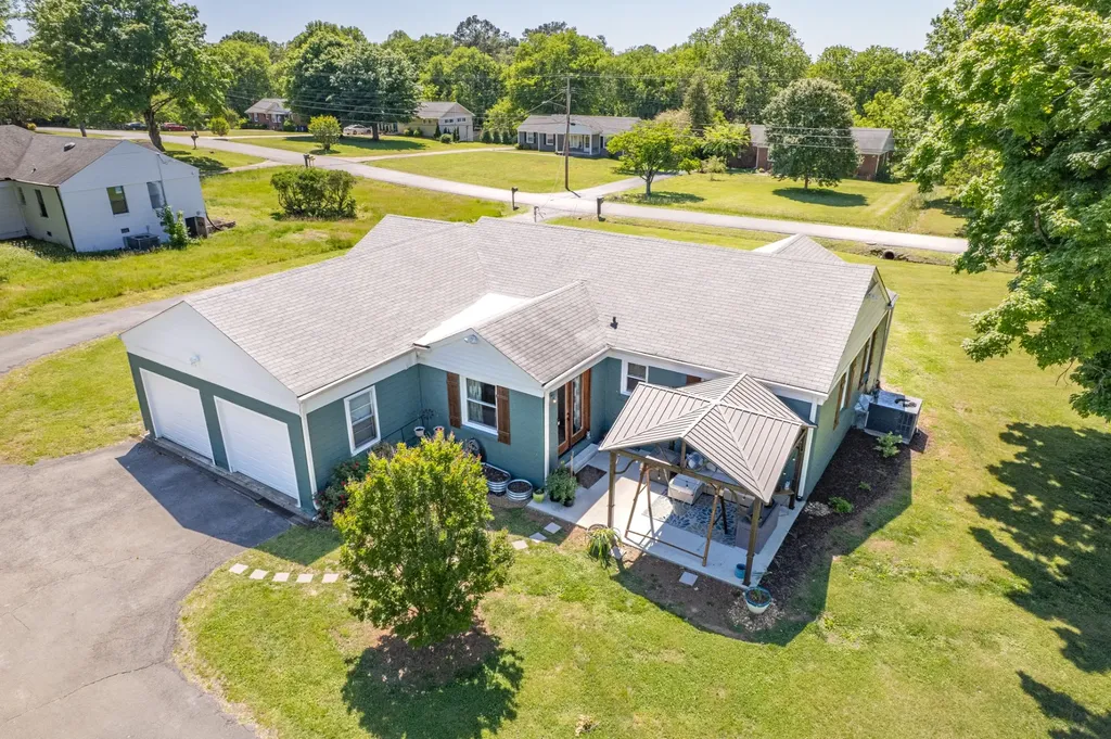 106 Carol Drive Columbia TN 38401