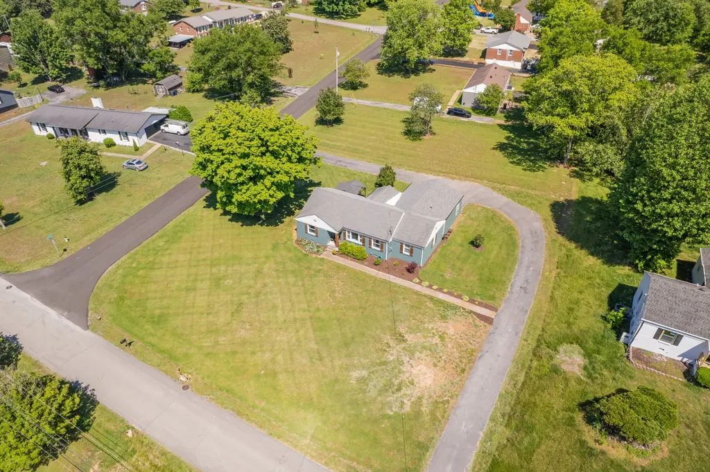 106 Carol Drive Columbia TN 38401