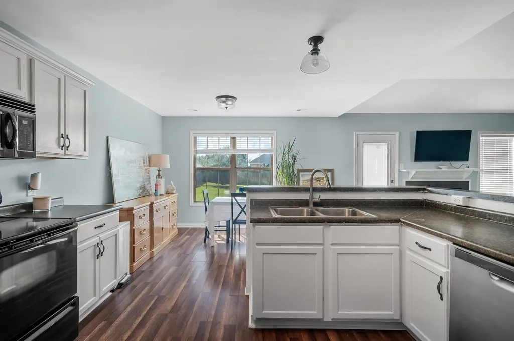 964 Cindy Jo Court Clarksville TN 37040