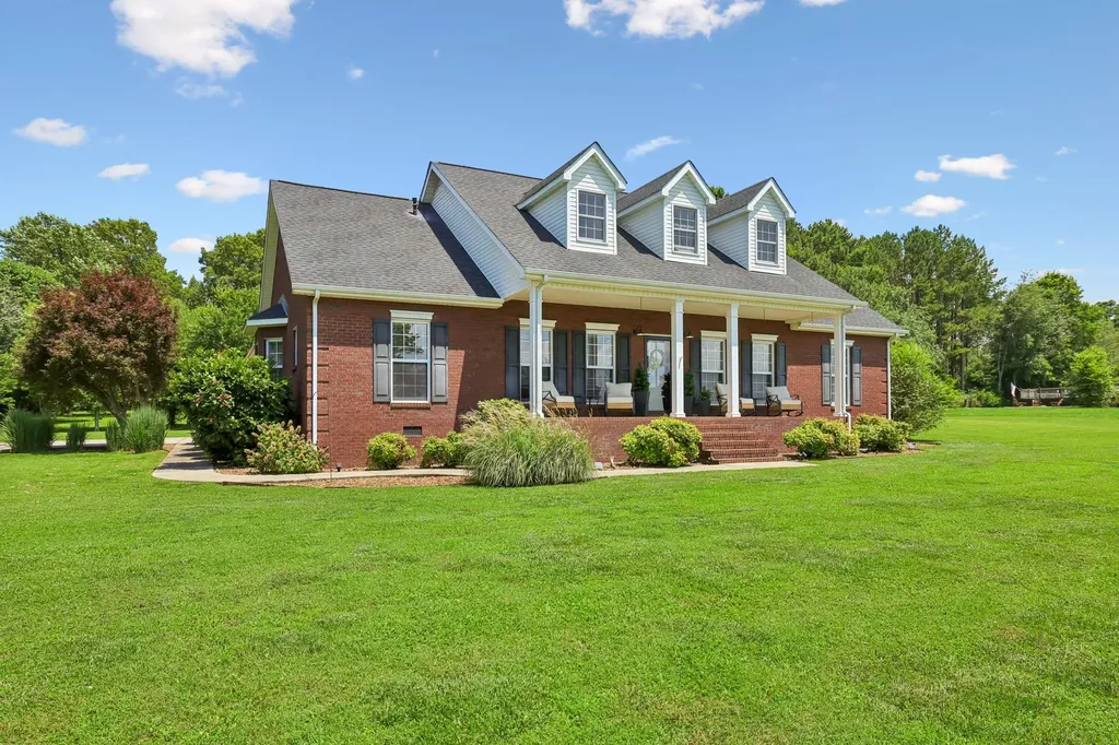 549 Lee Lane Huntland TN 37345