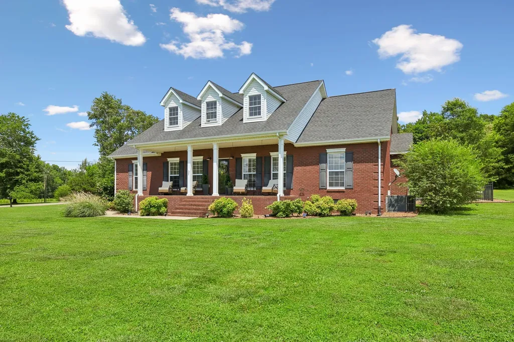 549 Lee Lane Huntland TN 37345
