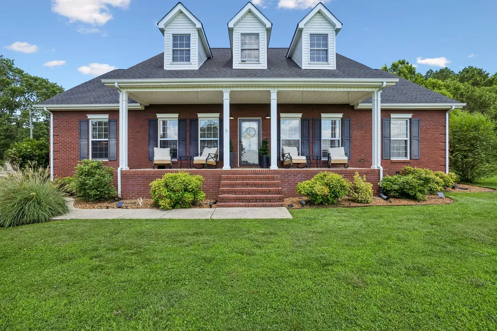 549 Lee Lane Huntland TN 37345