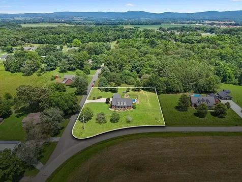 549 Lee Lane Huntland TN 37345