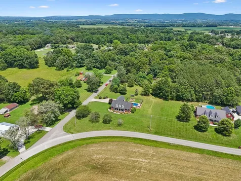 549 Lee Lane Huntland TN 37345