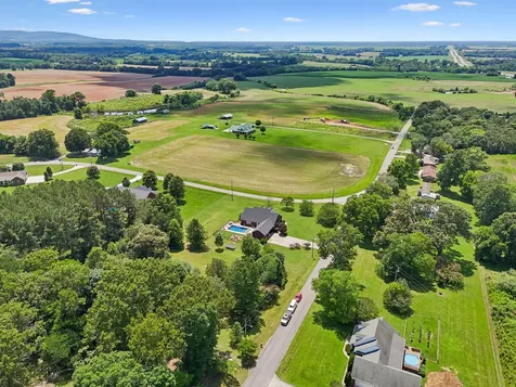 549 Lee Lane Huntland TN 37345