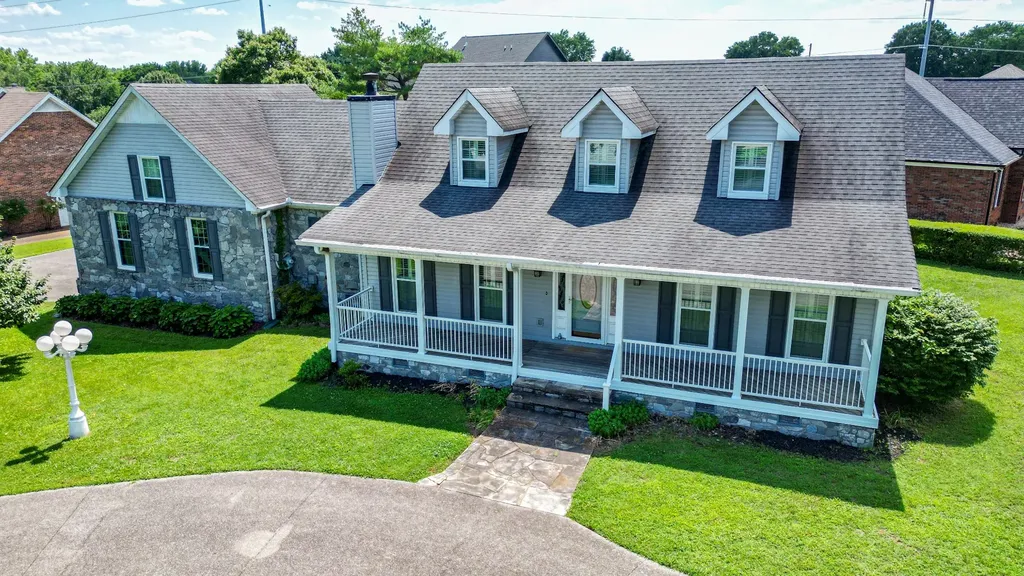 131 Stonehouse Drive Gallatin TN 37066