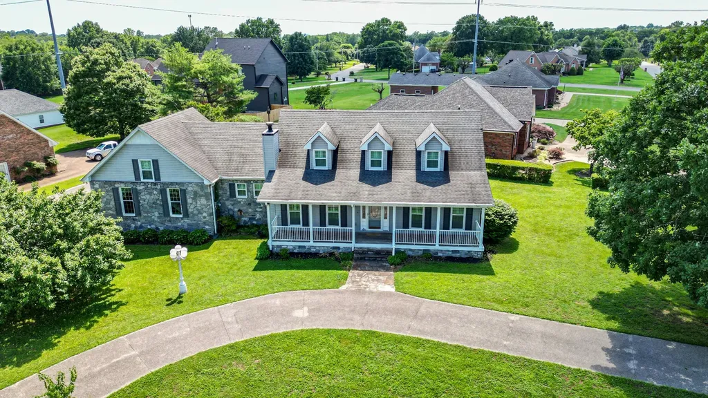 131 Stonehouse Drive Gallatin TN 37066
