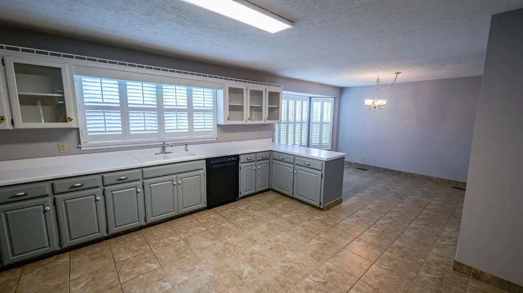 131 Stonehouse Drive Gallatin TN 37066
