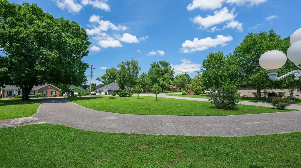 131 Stonehouse Drive Gallatin TN 37066