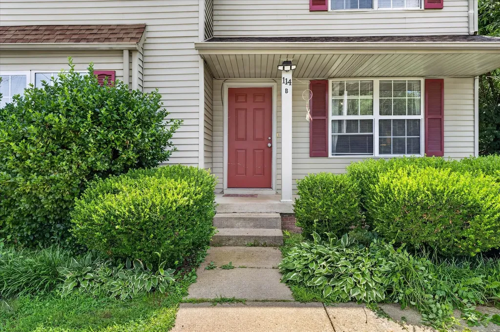 114 Cunningham Place Clarksville TN 37042