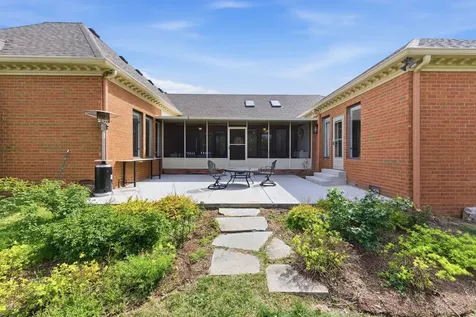 100 Carriage Way Hendersonville TN 37075
