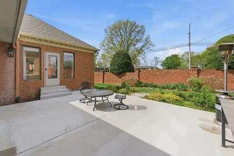 100 Carriage Way Hendersonville TN 37075