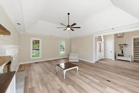 100 Carriage Way Hendersonville TN 37075