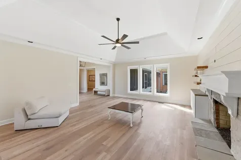 100 Carriage Way Hendersonville TN 37075
