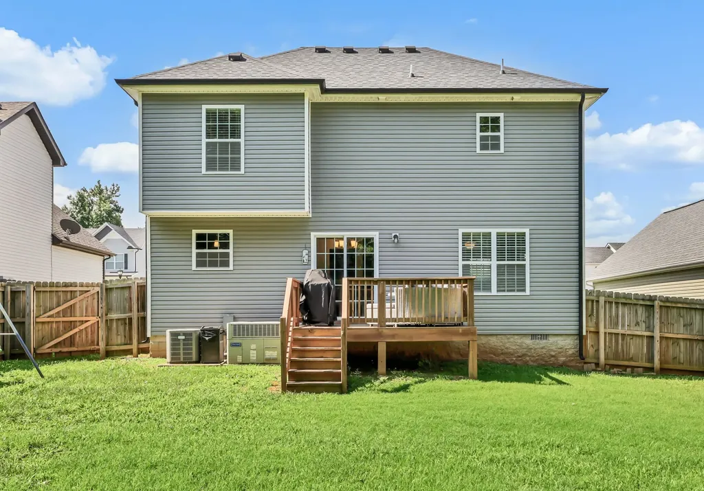 550 Medallion Circle Clarksville TN 37042