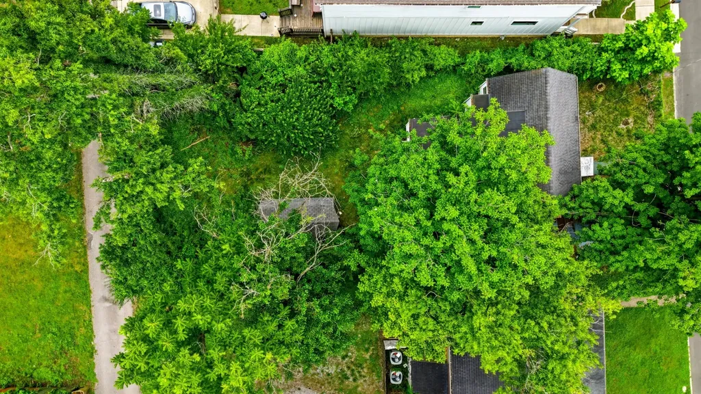 1910 15th Ave, N Nashville TN 37208