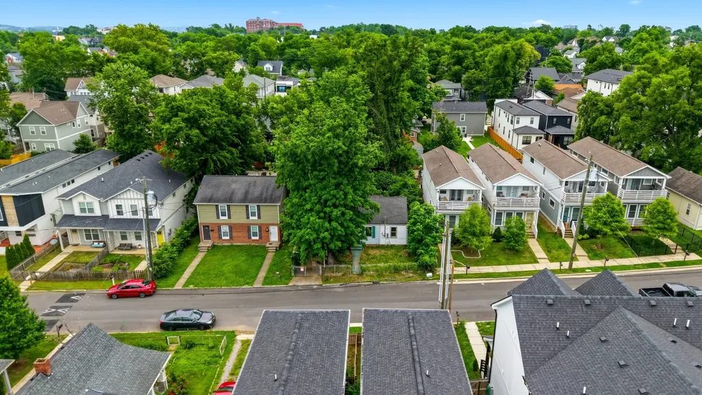 1910 15th Ave, N Nashville TN 37208